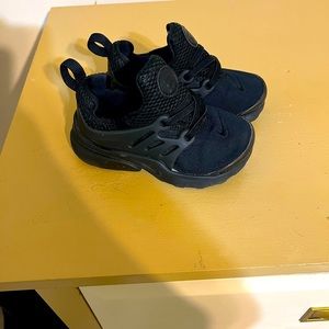 Toddler Boy Black Prestos